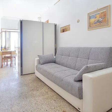 בית נופש Monolocale Mi Torre